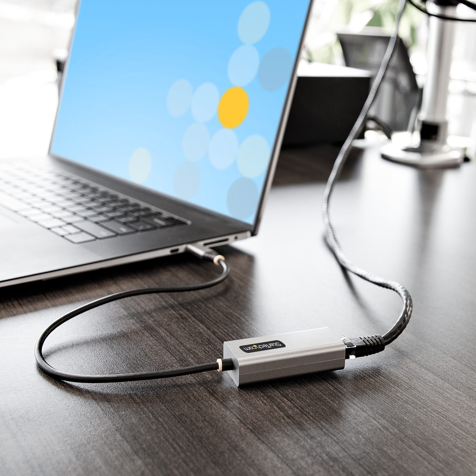 StarTech USB-C to Gigabit Ethernet Network Adapter - US1GC30B2 - Image 7