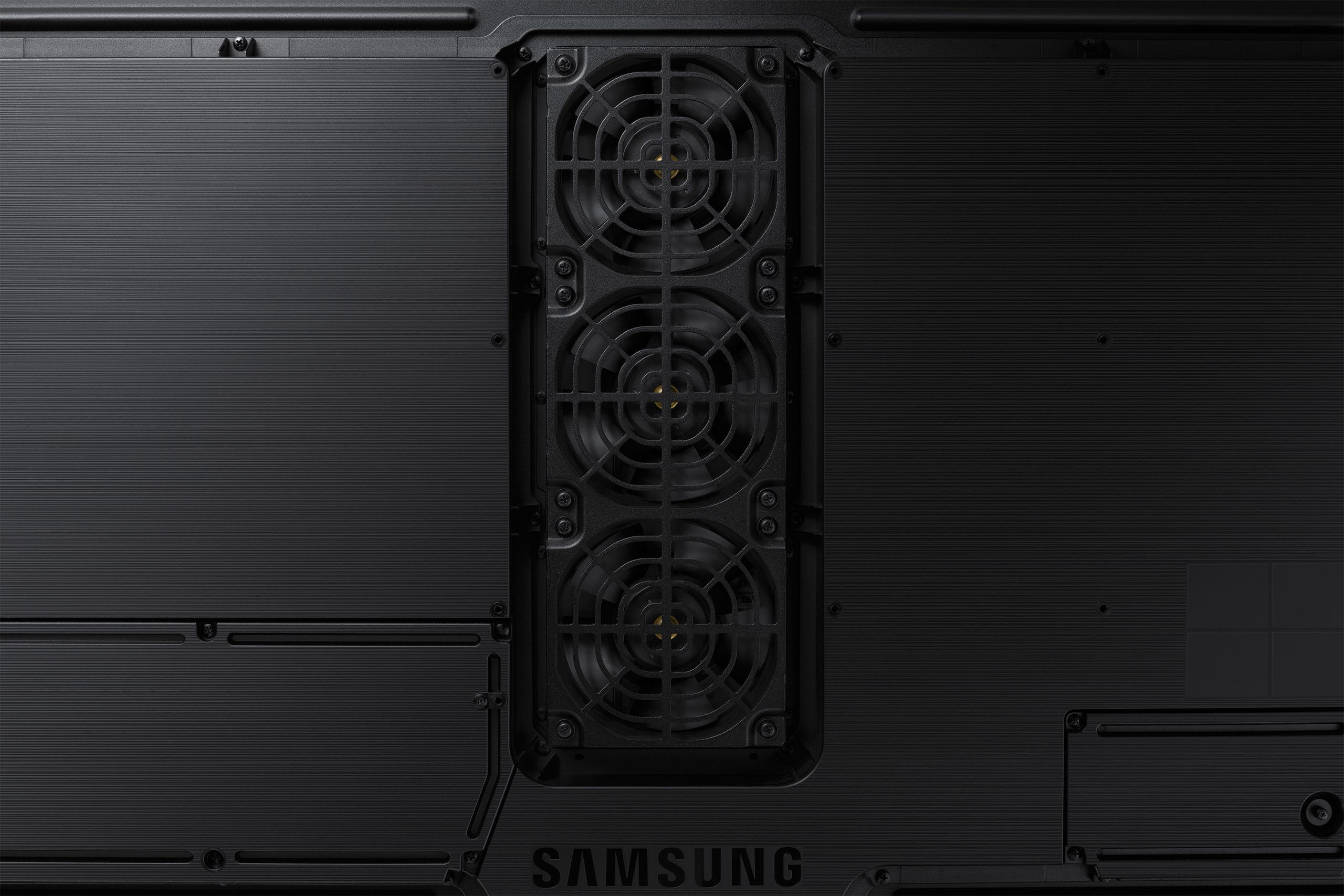 Samsung OH55A-S: High-Brightness 55" Digital Signage with Tizen 5.0 - Image 8
