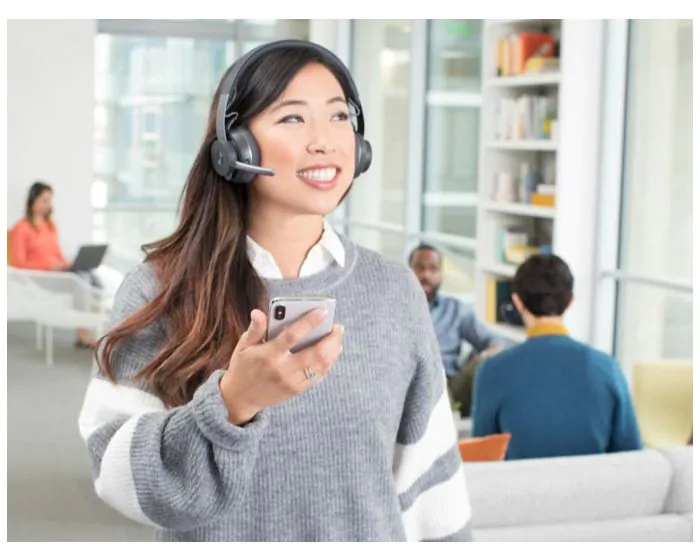 Logitech Zone Wireless Headset - Image 7