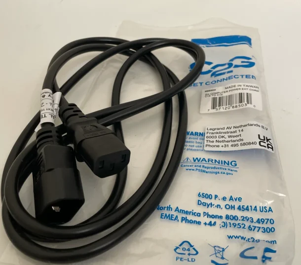 C2G 88503 Cable / Adapter