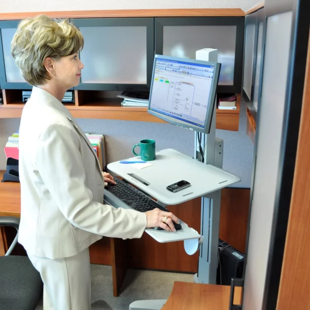 Alternative view of Ergotron WorkFit C-Mod 24-198-055 Single Display Sit-Stand Workstation Cart
