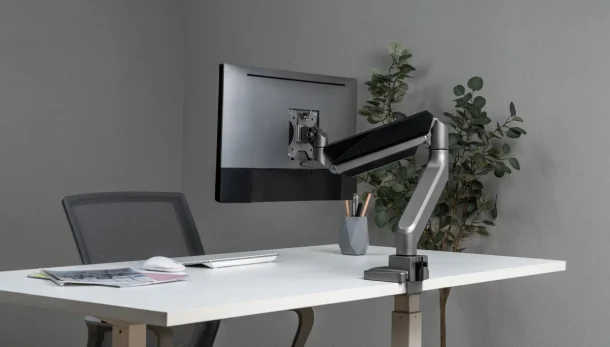 AMER AMR1APL Long Articulating Monitor Arm